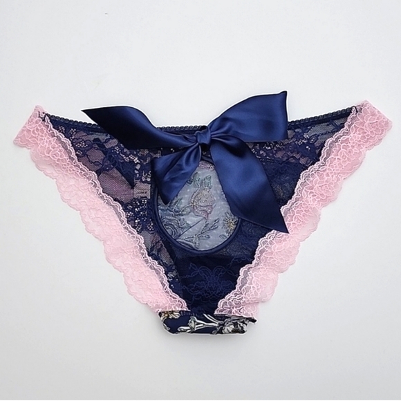 Victoria's Secret Dream Angels Cheekini Tanga Pink Blue Lace Floral Panty Sz L - Picture 2 of 15